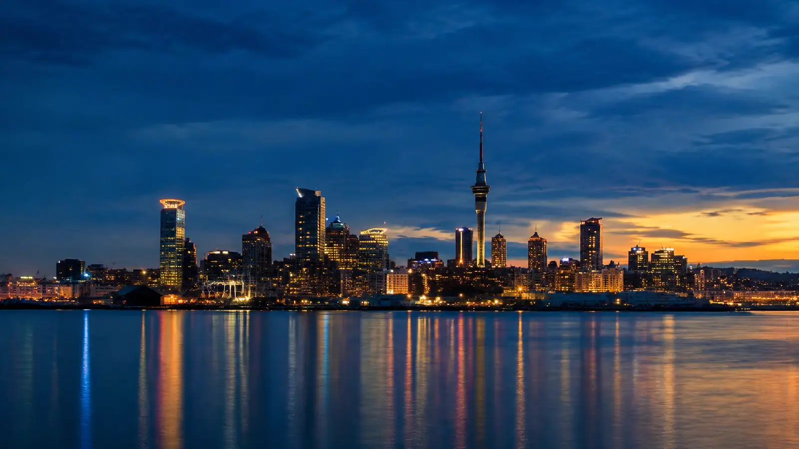 Auckland commercial district at dusk